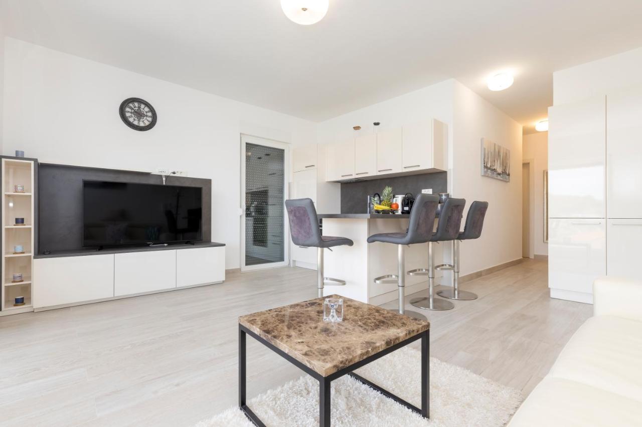 Apartments Tony Mali Losinj Exterior photo