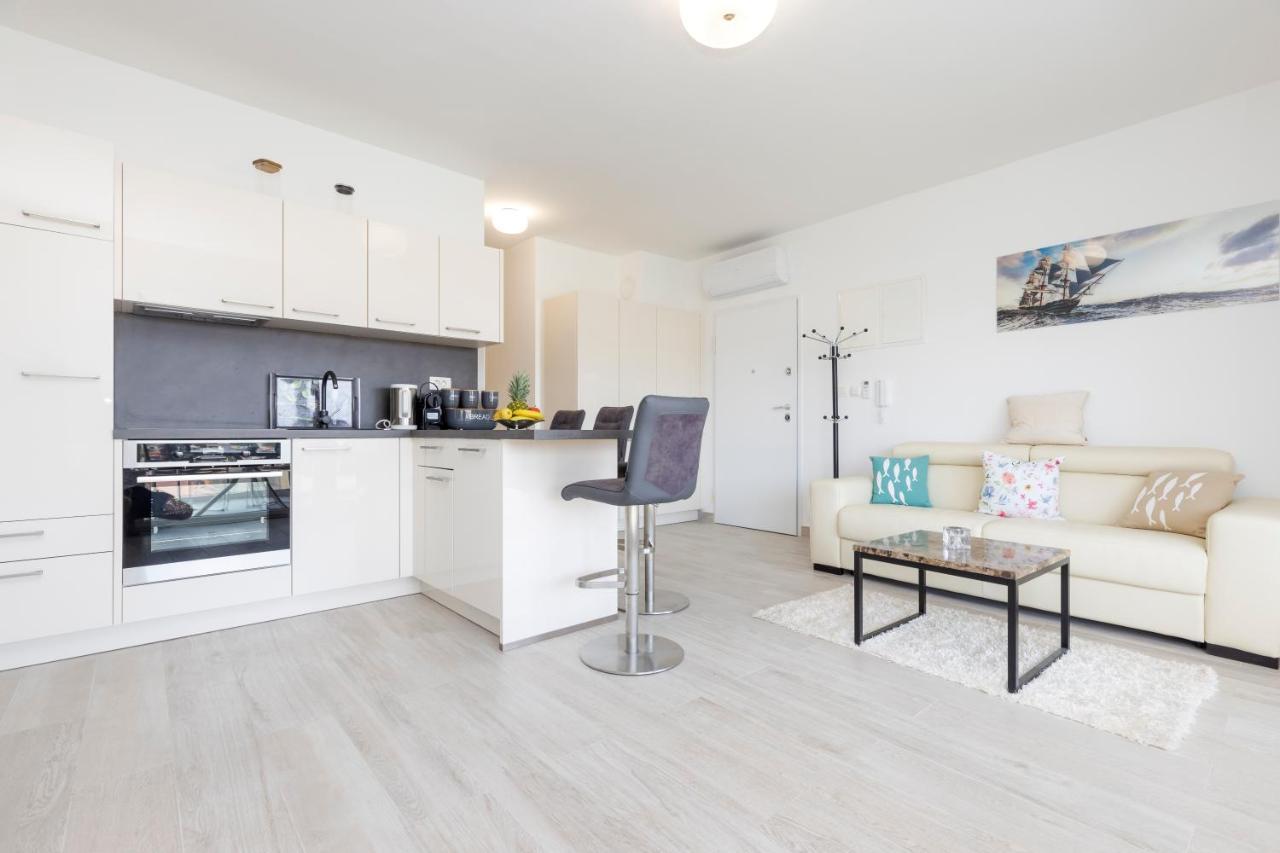 Apartments Tony Mali Losinj Exterior photo